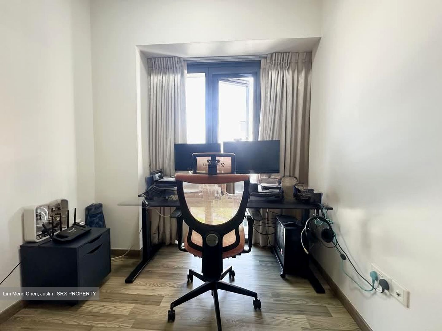Lakeville (D22), Condominium #589629281